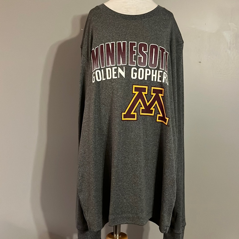 Boys Campus Heritage Minnesota Gophers Long Sleeve Tee Size Large